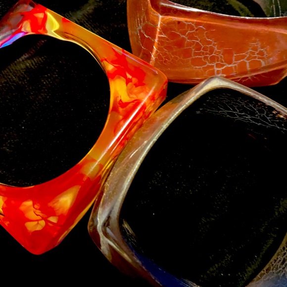 Bracelets - Picture 5 of 7